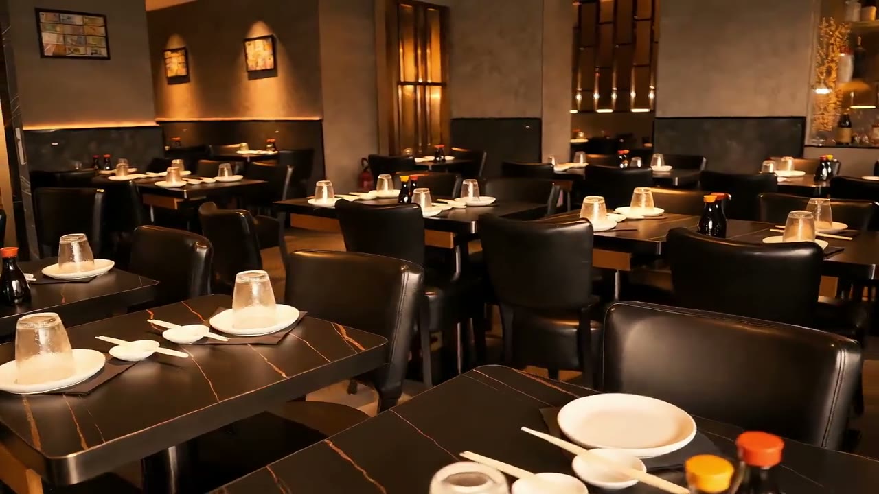 Ambiance Okito Bir-Hakeim, salle du restaurant